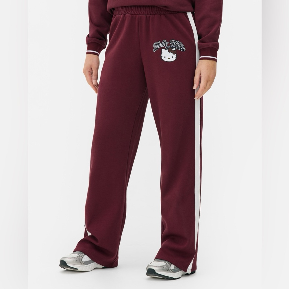 Hello Kitty Maroon pants size Large